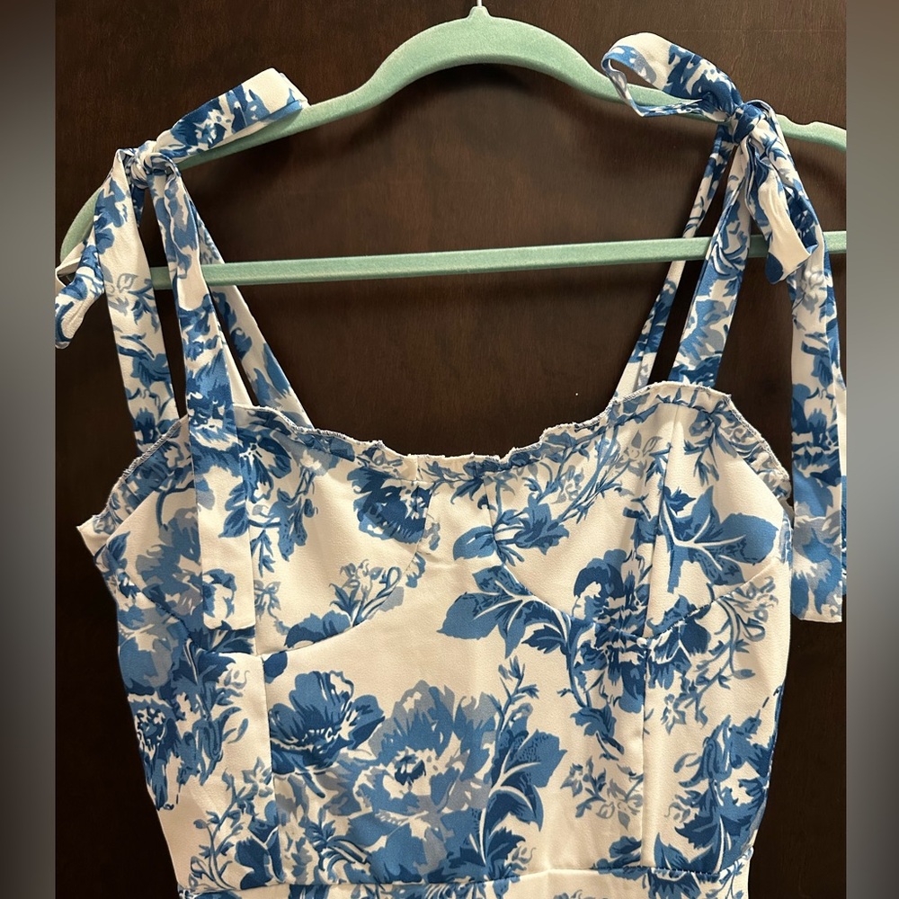 Blue & White Floral Midi Dress – Tie Straps, Size M